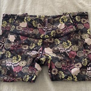 Lulu Flowered Wunder Under crop. Size 6.